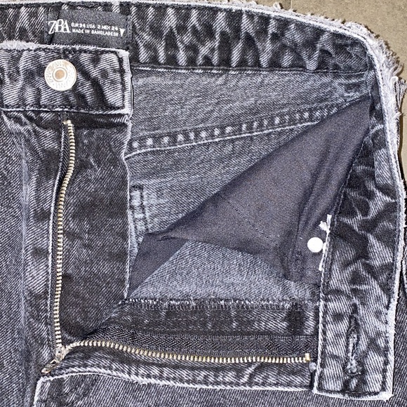 Zara Size 2 High Rise Faded Black Distress Denim Jeans - Picture 8 of 13